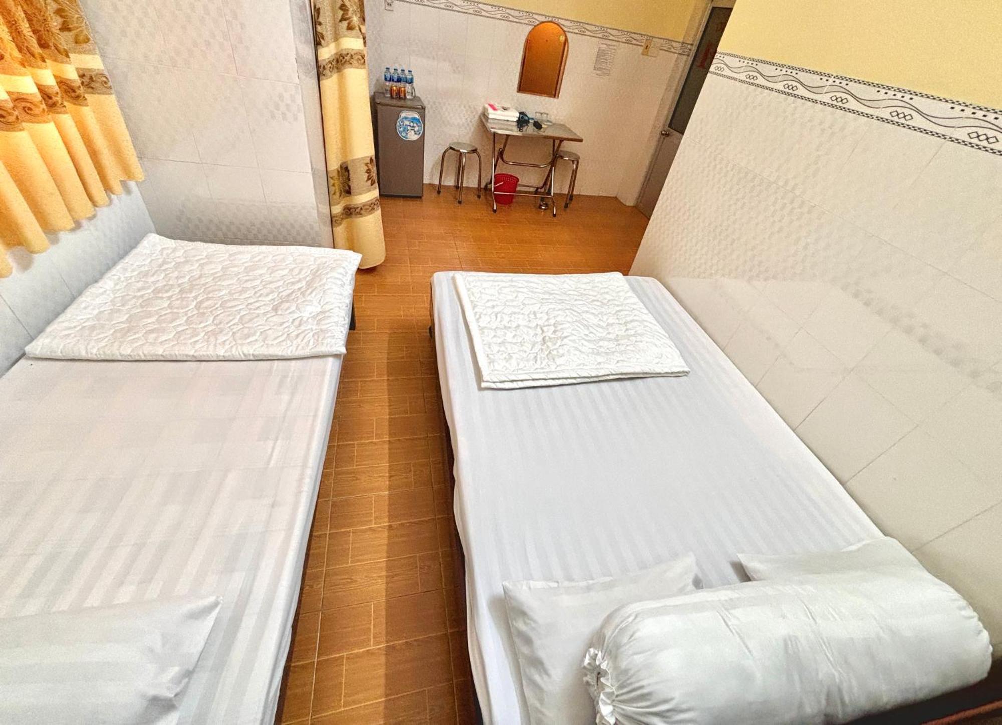 Khach San Ngoc Cuong Hotel Bac Lieu Buitenkant foto